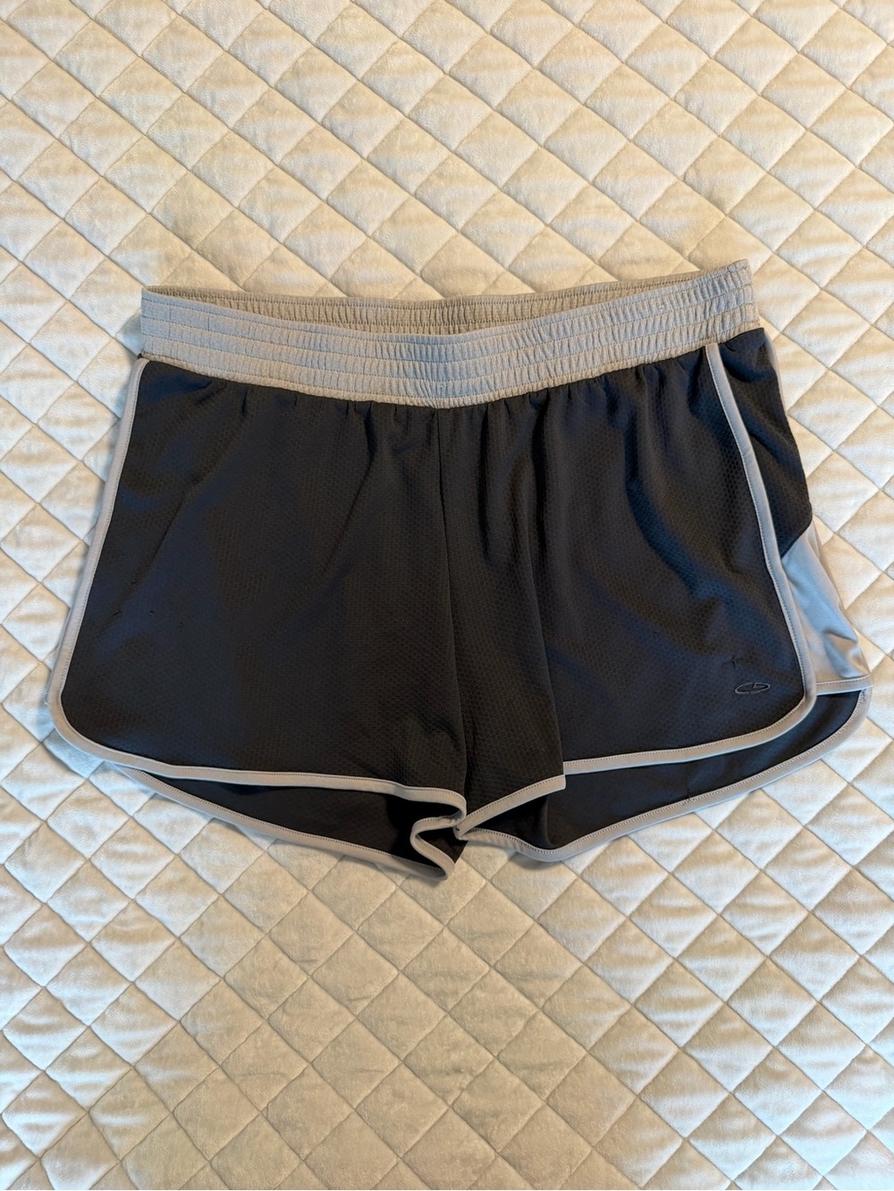 Champion gray athletic shorts - size XL